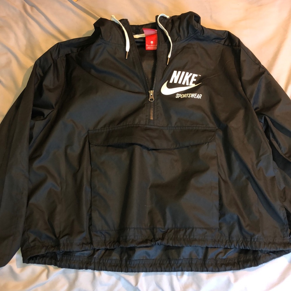 Nike windbreaker